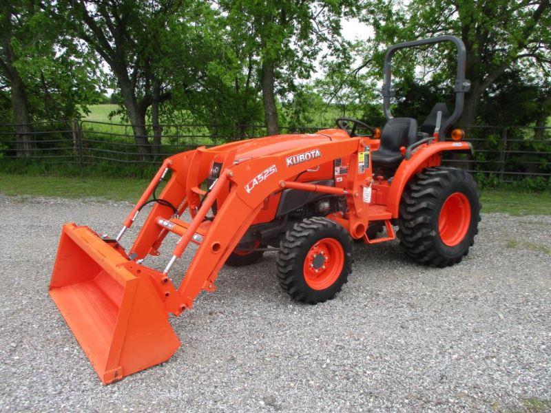 Kubota L3901 with Loader SN 62256