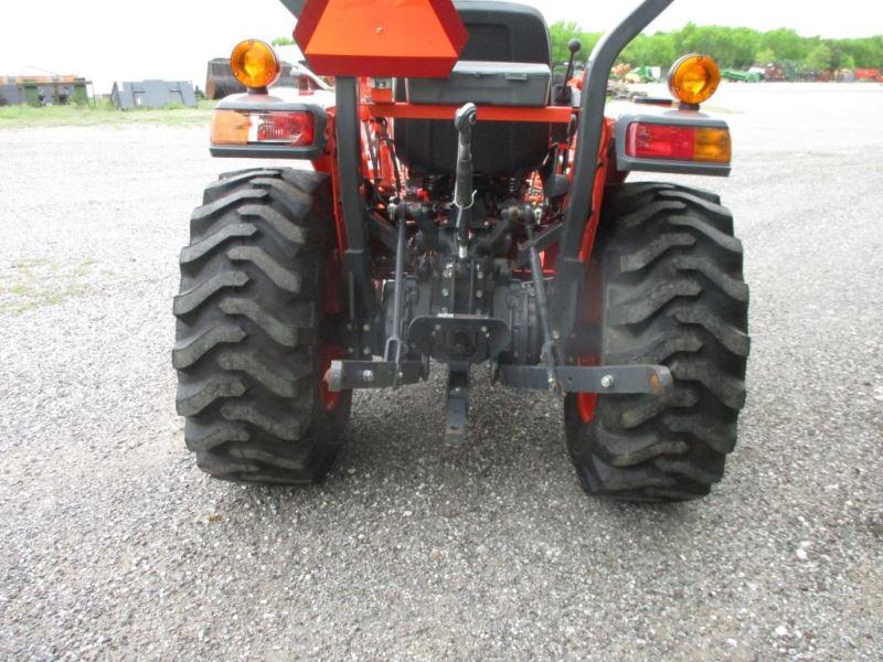 Kubota L3901 with Loader SN 62256