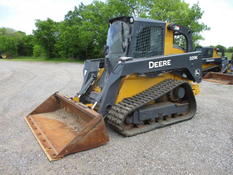 Deere 329E SN 1T0329EKPGE298002