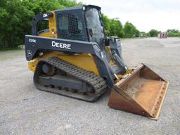 Deere 329E SN 1T0329EKPGE298002