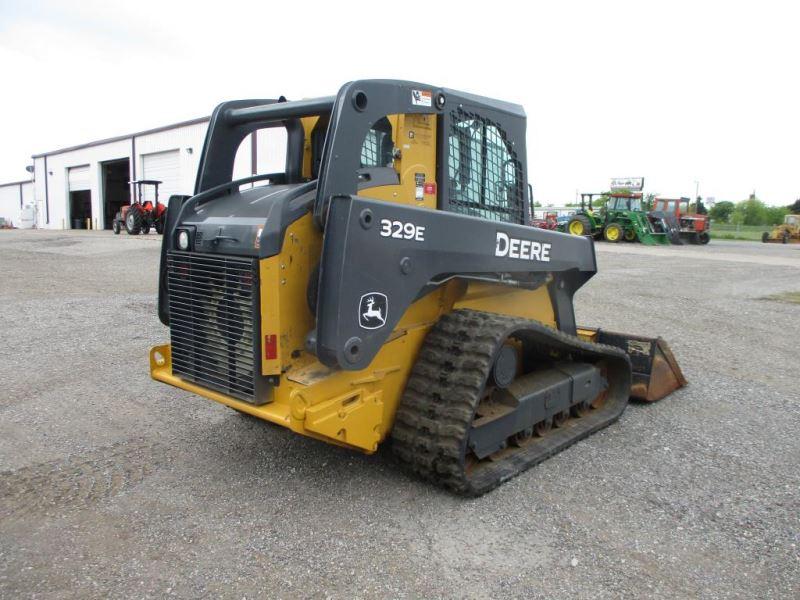 Deere 329E SN 1T0329EKEGE298027