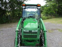 John Deere 3039R with Loader SN LV3039RCG400288