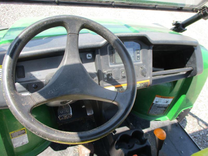 John Deere 825i SN 1M0825GEKDM065846