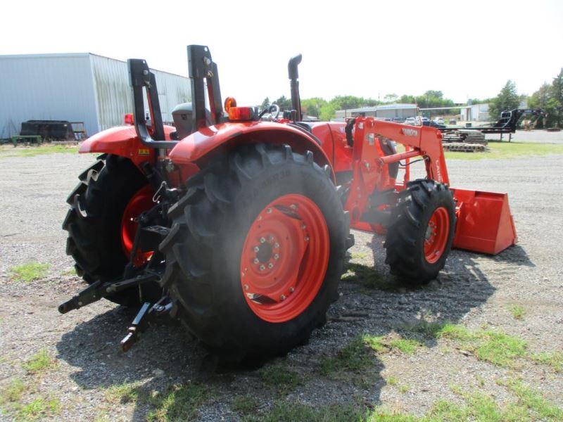 Kubota M7060 with Loader SN 68232