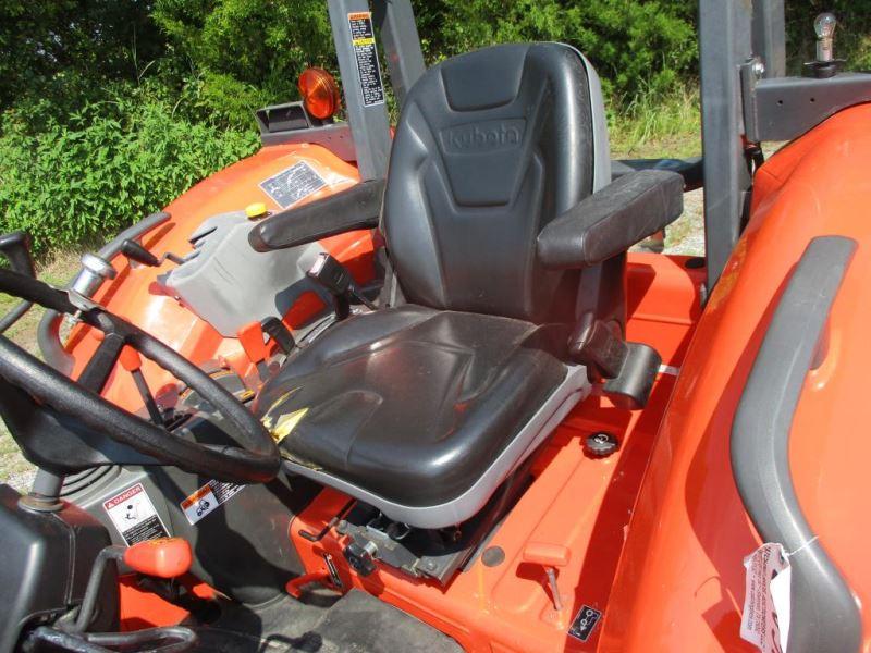 Kubota M7060 with Loader SN 68232