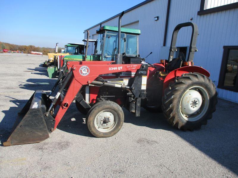 Massey Ferguson 231S with Loader SN K08009