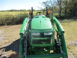 John Deere 3033R with Loader SN 1LV3033RHFP213136