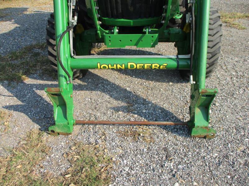 John Deere 4052R with Loader SN 1LV4052RHFH210314