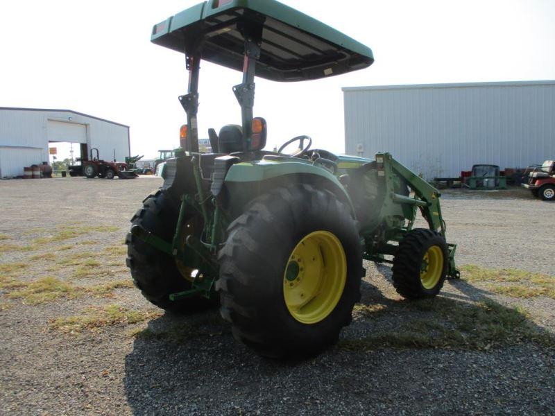 John Deere 4052R with Loader SN 1LV4052RHFH210314