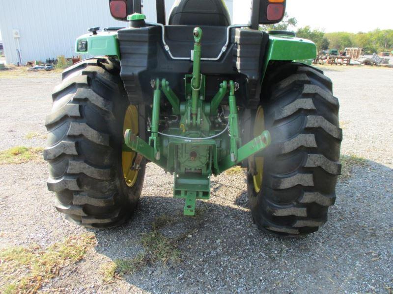 John Deere 4052R with Loader SN 1LV4052RHFH210314