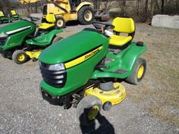 John Deere X300 SN M0X300C050682