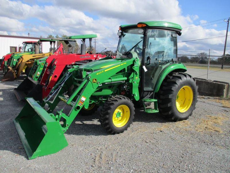 John Deere 4066R with Loader SN 1LV4066RTKK405590