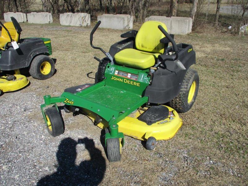 John Deere Z445 Sn 1M0Z445KPCM121556