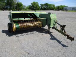 John Deere 346 Square Baler SN 208806