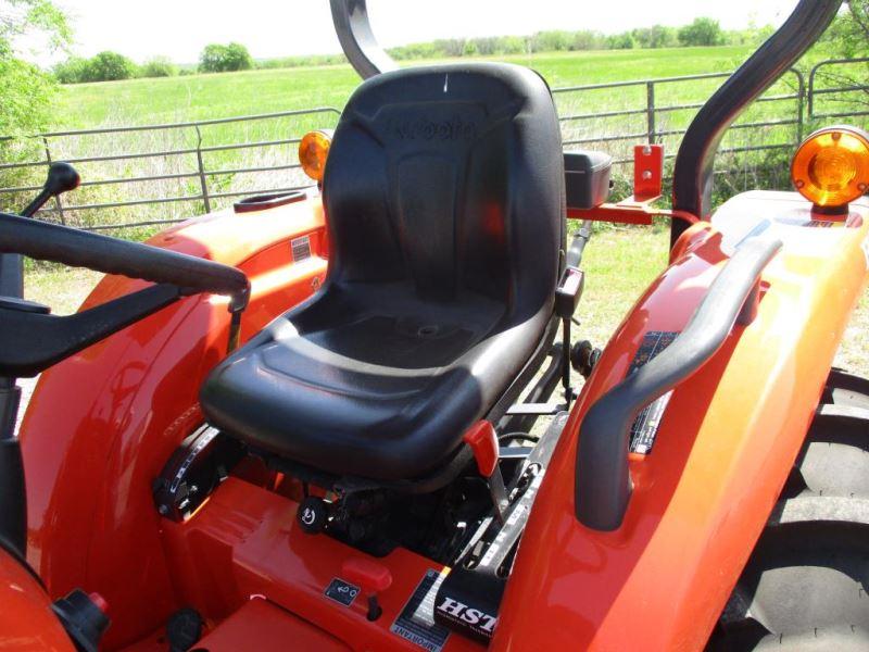 Kubota L3301 with Loader SN 62370