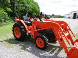 Kubota L3400 with Loader SN 82932