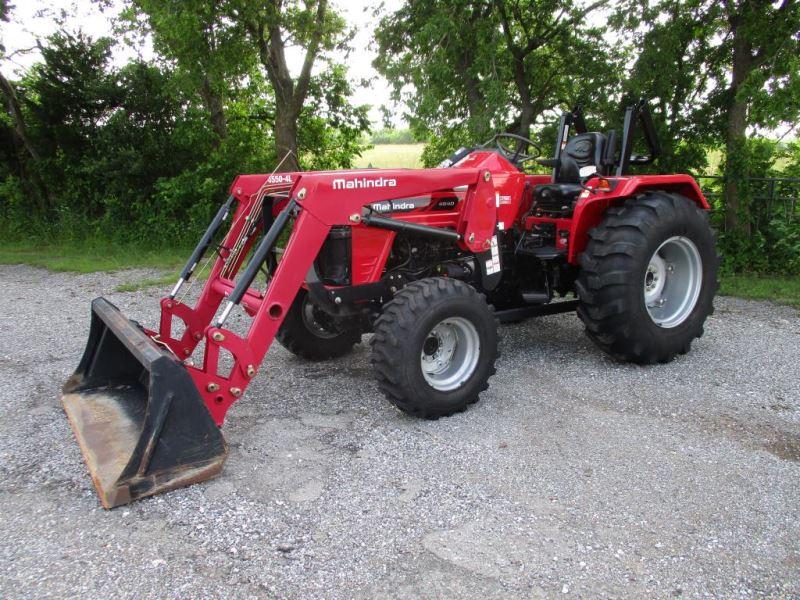 Mahindra 4540 with Loader SN MRCNY2399