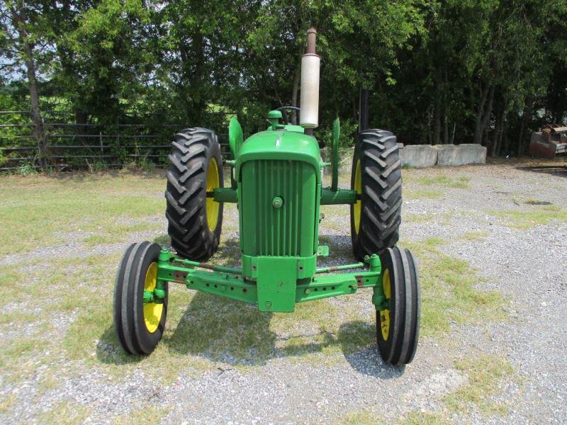 John Deere 1010