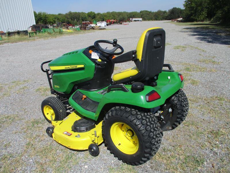 JOhn Deere X580 SN 1M0X580AEGM113579