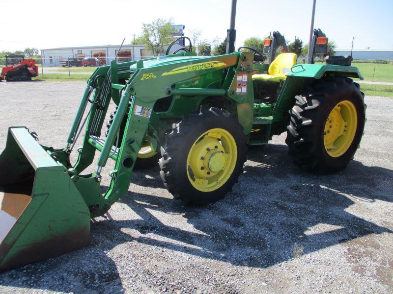 John Deere 5075E with Loader SN 1PY5075EABB003570