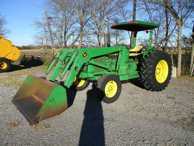 John Deere 2640 with Loader SN 382301