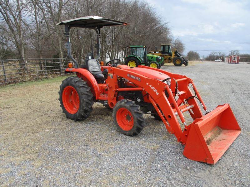 Kubota L3200 with Loader SN 66452