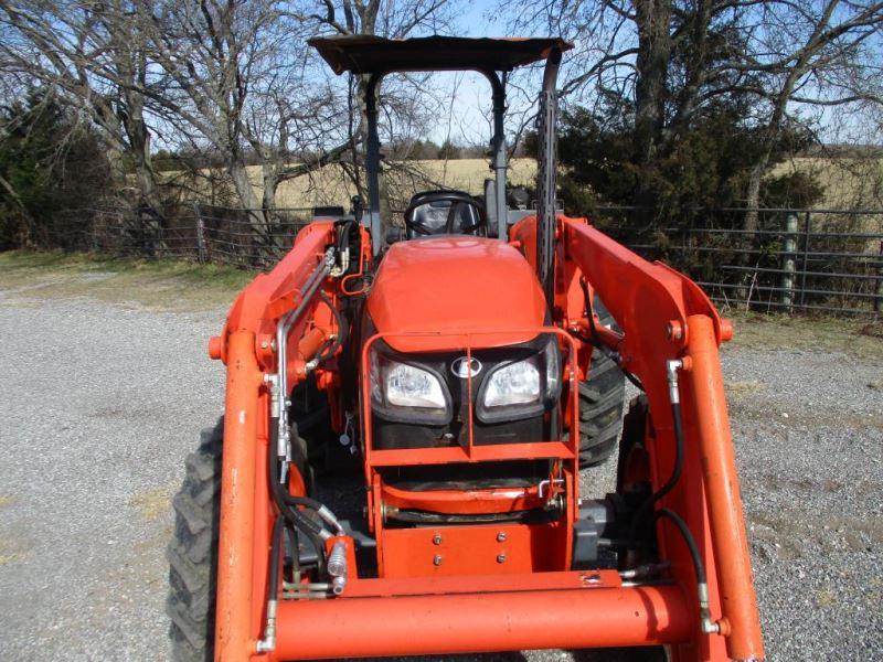 Kubota M6040 with Loader SN 52726