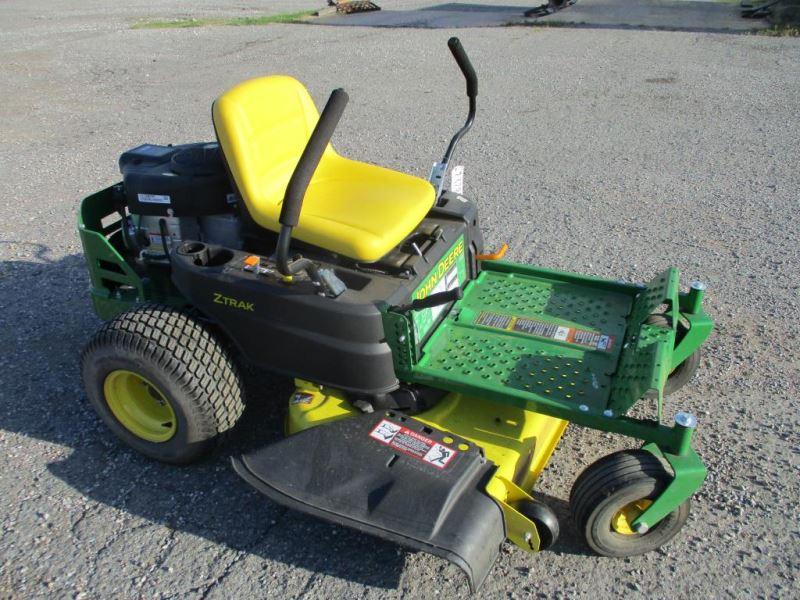 John Deere Z335E Sn 1GX335BAGG023839