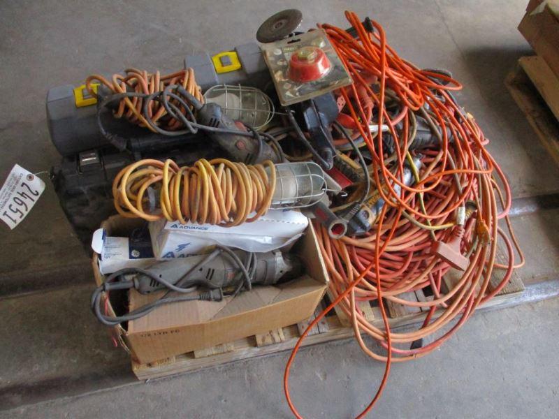 Pallet of Extension Cords, Drop Lights, Power Tool