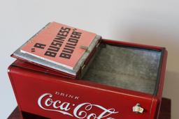 1939 Coca-Cola salesman sample mini chest
