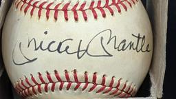 Autographed HOF Mickey Mantle New York Yankees MLB Baseball