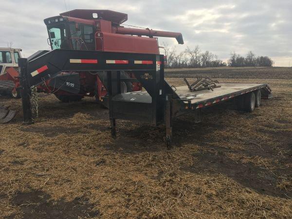 30’ Tarnel gooseneck flatbed tandem dually trailer