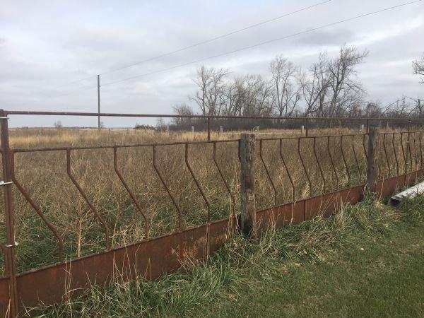 Approx. 20' section of sucker rod continuous fence for feeding