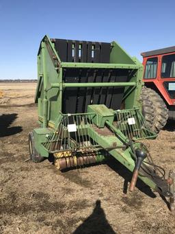 JD 510 baler