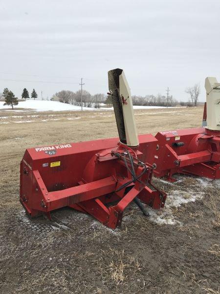 Model 960 Farm King snow blower