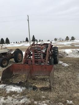 INT 340 utility loader tractor