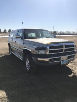 1996 Dodge Club Cab Ram 1500 pickup