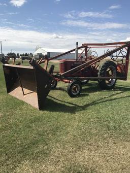 IH McCormick Farm All H tractor