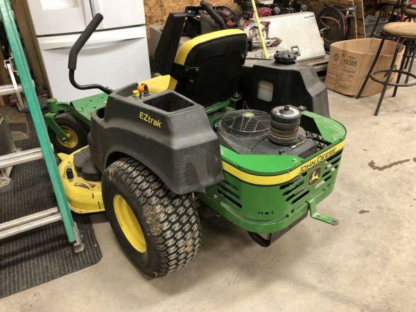 JD EZ Trak zero turn lawn mower