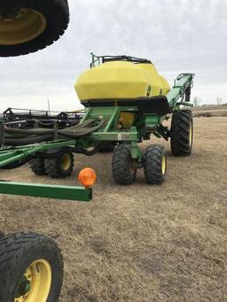 2010 30' Model 1895 JD air seeder, 10" space, conveyor for filling, one season on disks w/ 1910 3