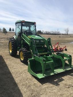 2015 JD 4066R tractor w/ loader & grapple, 3 pt. hitch, PTO, cab, a/c & heat, radio, 130 hrs., like