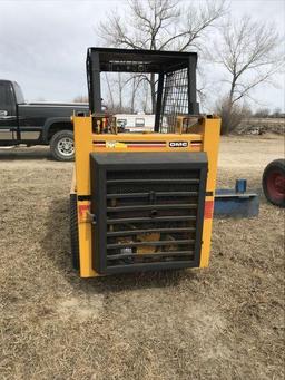 1981 Mustang 320 skid steer, Onan 23hp 2 cylinder, comes w/ bucket & pallet forks, original, not