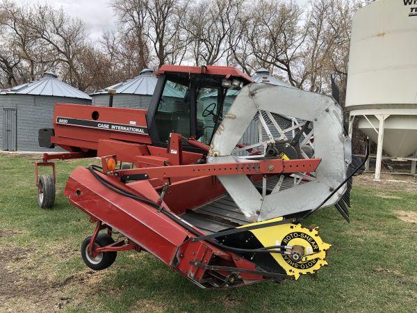 8820 Case IH 25’ swather