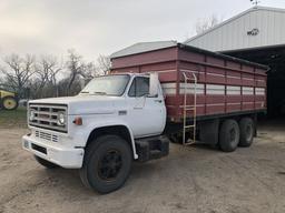 1977 GMC 6500 tandem twin screw grain truck