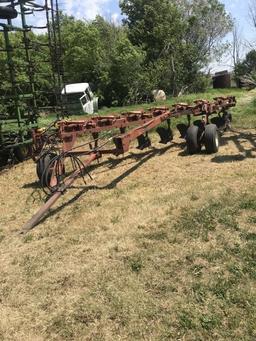 7 bottom Melroe 903 plow