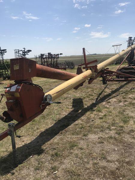 10 x 61 Westfield PTO grain auger