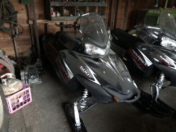 Polaris Switchback 600 HD Cleanfire snowmobile