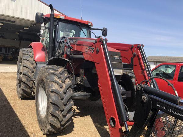 2012 Case IH Puma Model 170 MFD tractor