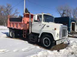 1978 Ford 7000 single axle gravel truck