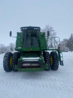 2010 JD STS 9770 combine